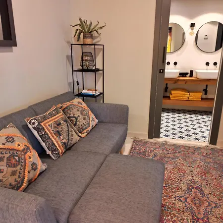 Apartment Turistics Cardona, Magi Cardona