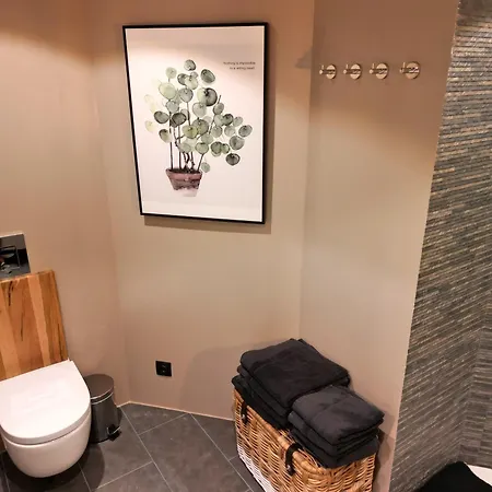 Turistics Cardona, Magi Apartment