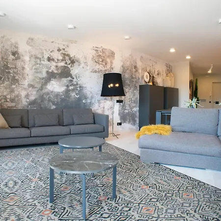 Turistics Cardona, Magi Apartment