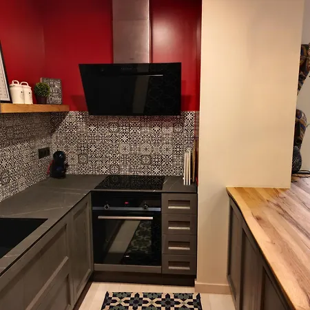 Magi, Turístics Apartamento